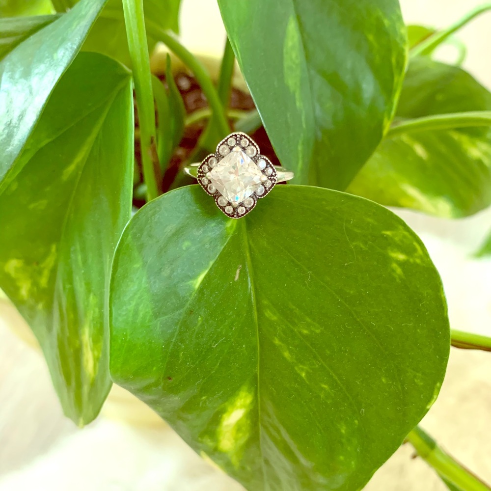 Pandora Ring